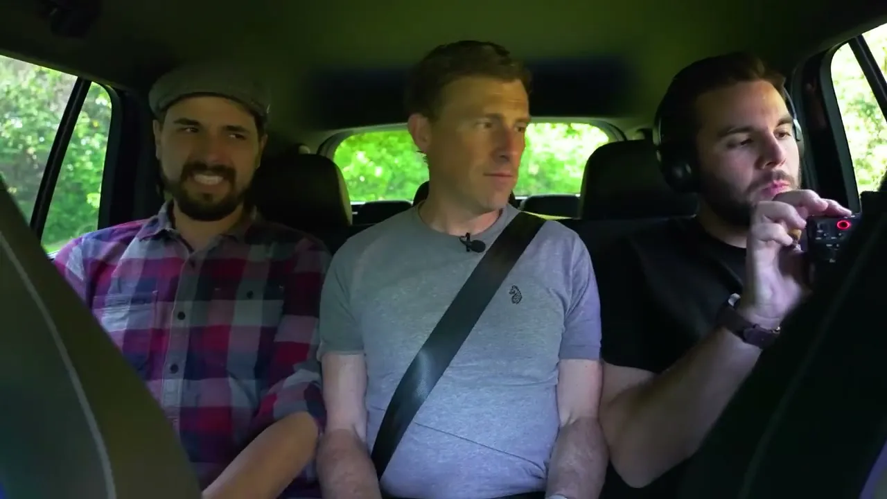 Third row access and space